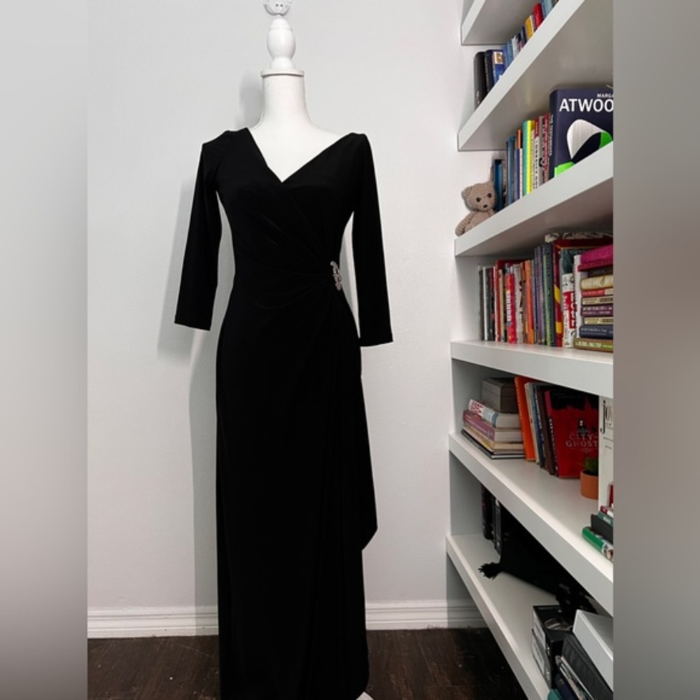 Ralph Lauren Evening, Black Long Evening Gown with Rhinestone, Size 4